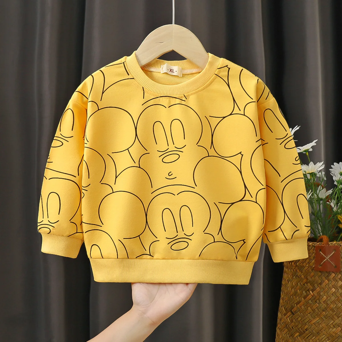 Disney Mickey felpa a maniche lunghe abbigliamento per bambini top moda Pullover girocollo allentato camicia Base per ragazza ragazzo autunno