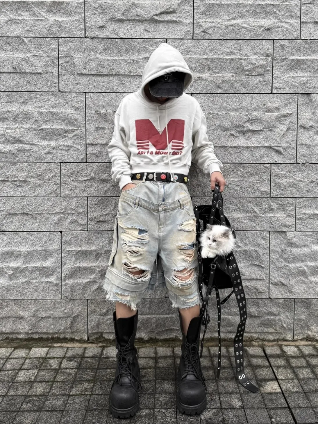 

2025 Mowalola Am I a Mowa Fan YVL Красный слоган M толстовка с капюшоном с принтом WY1363