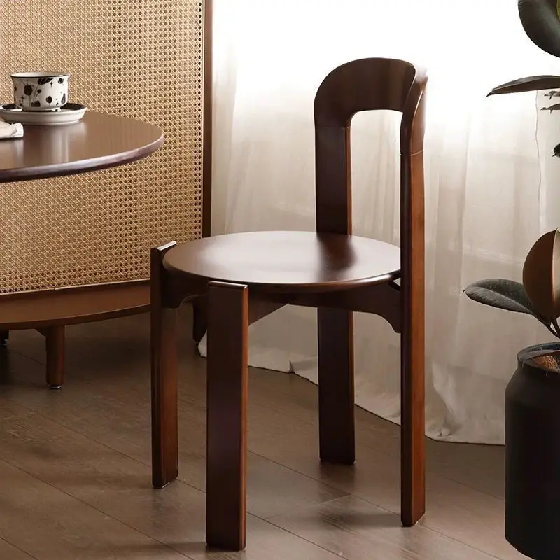 Sedia da pranzo nordica in legno massello, sedia da scrivania con schienale per famiglia, soggiorno retrò, piccolo appartamento, sedia in dopamina ispessita