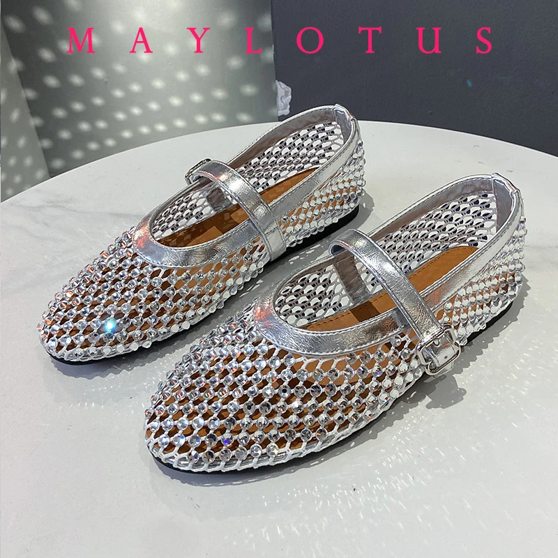 Fashion Mesh Flat Sandals Women Hollow Designer Sandals Female Metal Buckle Rivet Ballet Round Toe Mesh Pumps Women