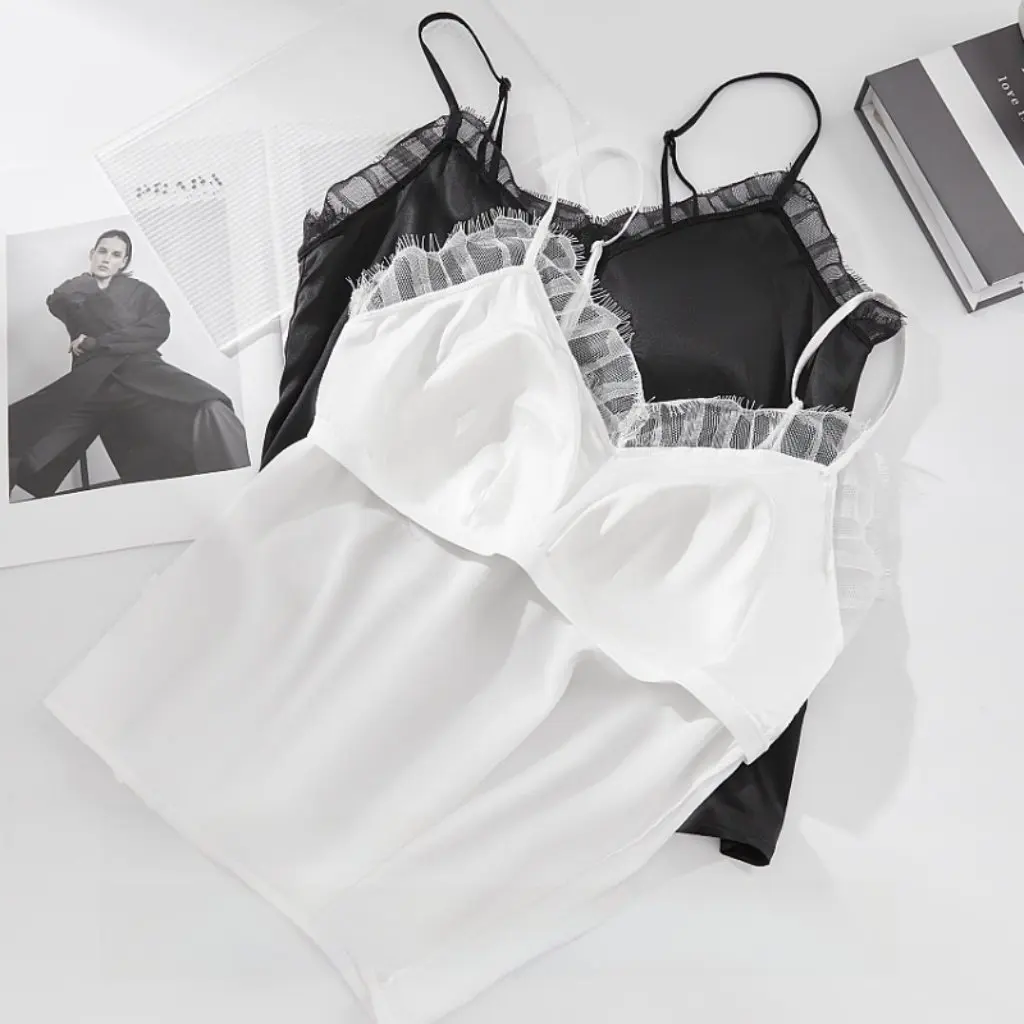 

Tangge Luxury Satin Silk One-piece Sling Bra Sexy Lace Base Vest No Wear Cup