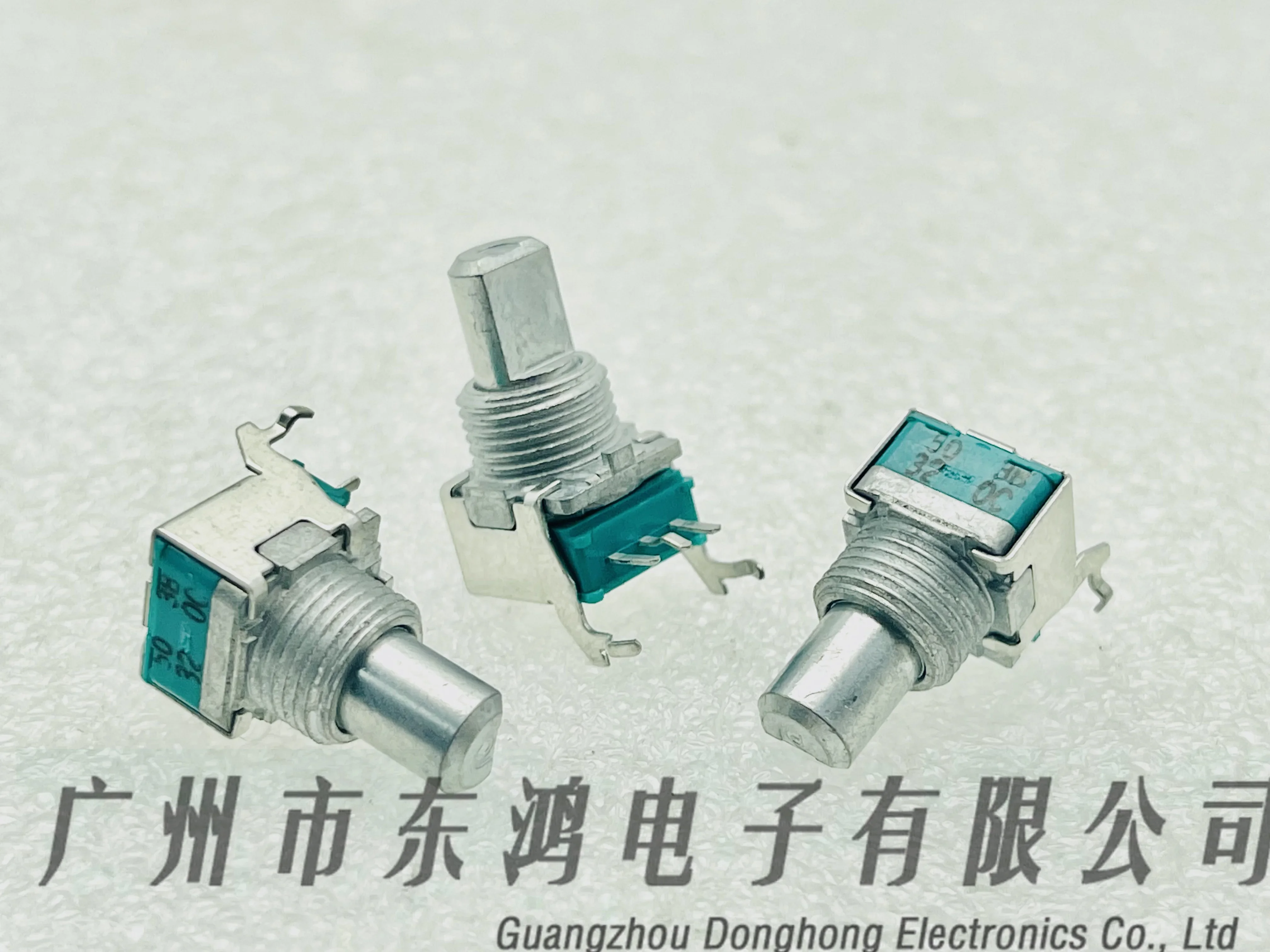 1pcs Alps RK09 horizontal precision potentiometer RK09L12B0A3Z amplifier B50k axis length 12.5 mm