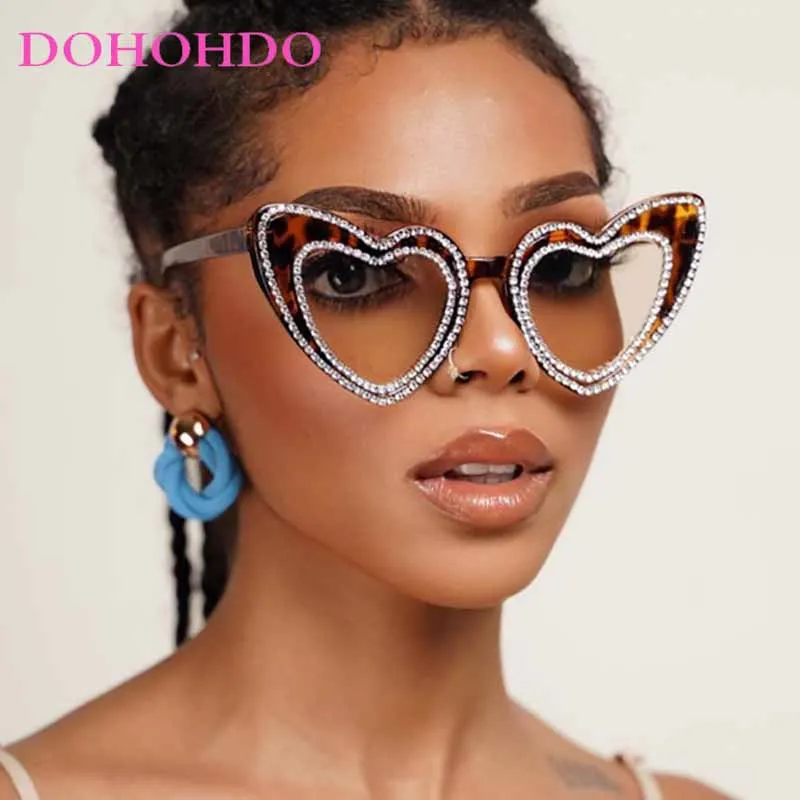 

Fashion Big Frame Heart Shaped Senior Sunglasses Women's Trend Classic Vintage Cute Be All Match Sunglasses Oculos De Sol UV400