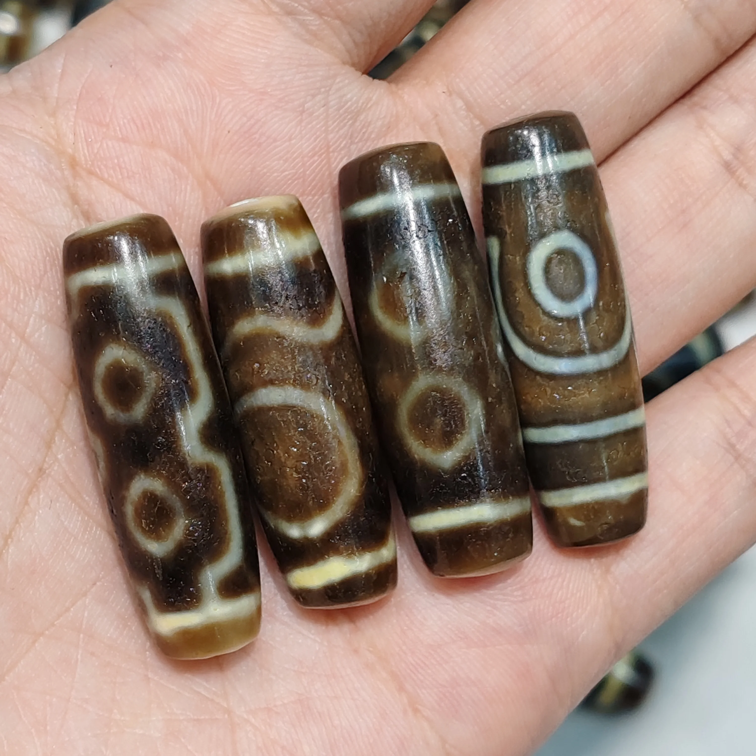 

5pcs/lot Natural Agate Dzi Tooth yellow A variety of rare patterns 40mm Weathering lines diy Necklace pendant Ethnic style