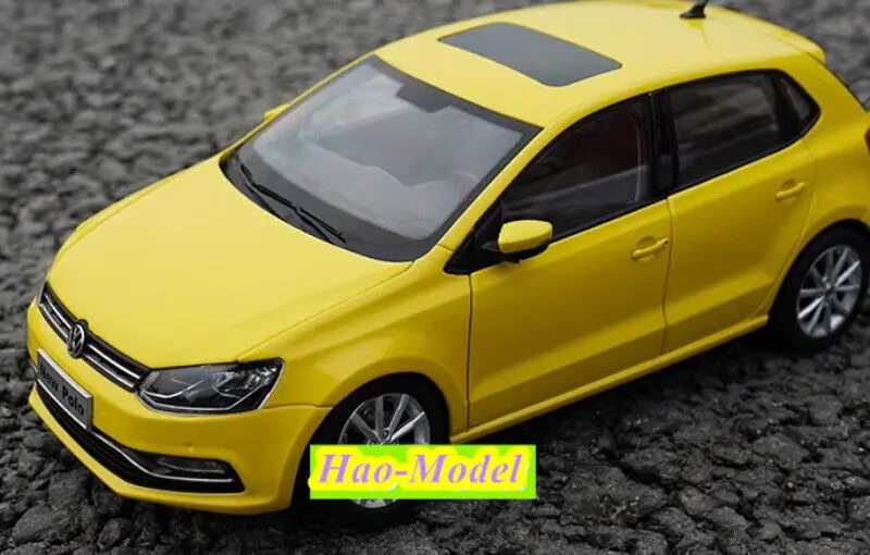 1/18 For Shanghai Volkswagen NEW POLO 2016 Alloy Diecast Model Car Boys Toys Kids Gifts Hobby Display Ornaments Collection Red