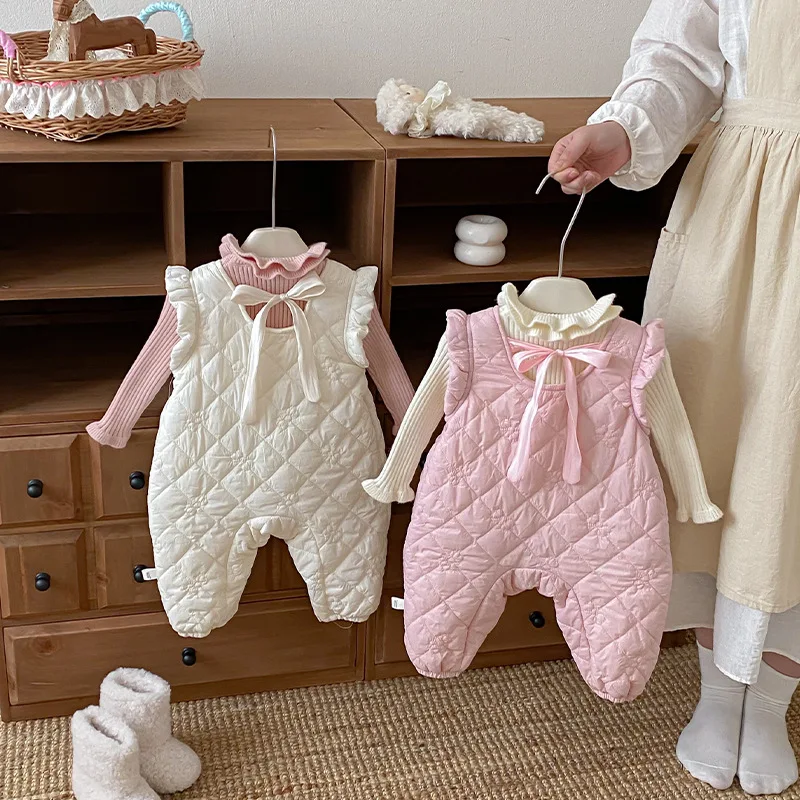 Baby Super Cute Jumpsuit 0-2 Years Old Winter Baby Clip Cotton Sleeveless Crawling Clothes Baby Clothes One Year Old Dress