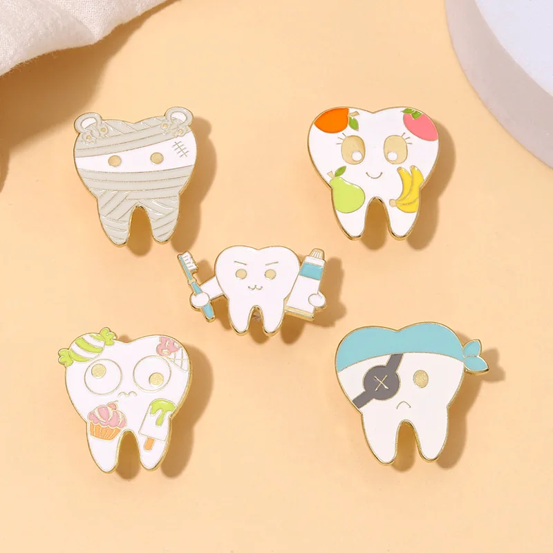 Tooth Brooch Cartoon Funny Nursing Teaching Work Props Metal Badge Small Gifts Wholesale Cap Pin Hat Pins for Caps Lapel Badges
