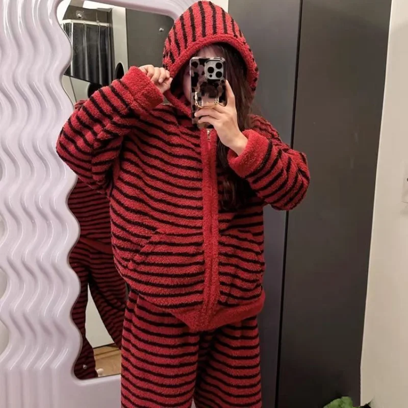 

red stripe coral fleece hooded zipper pajamas Women's spring autumn Korean style stripe thicken fleece-lined homewear suit
