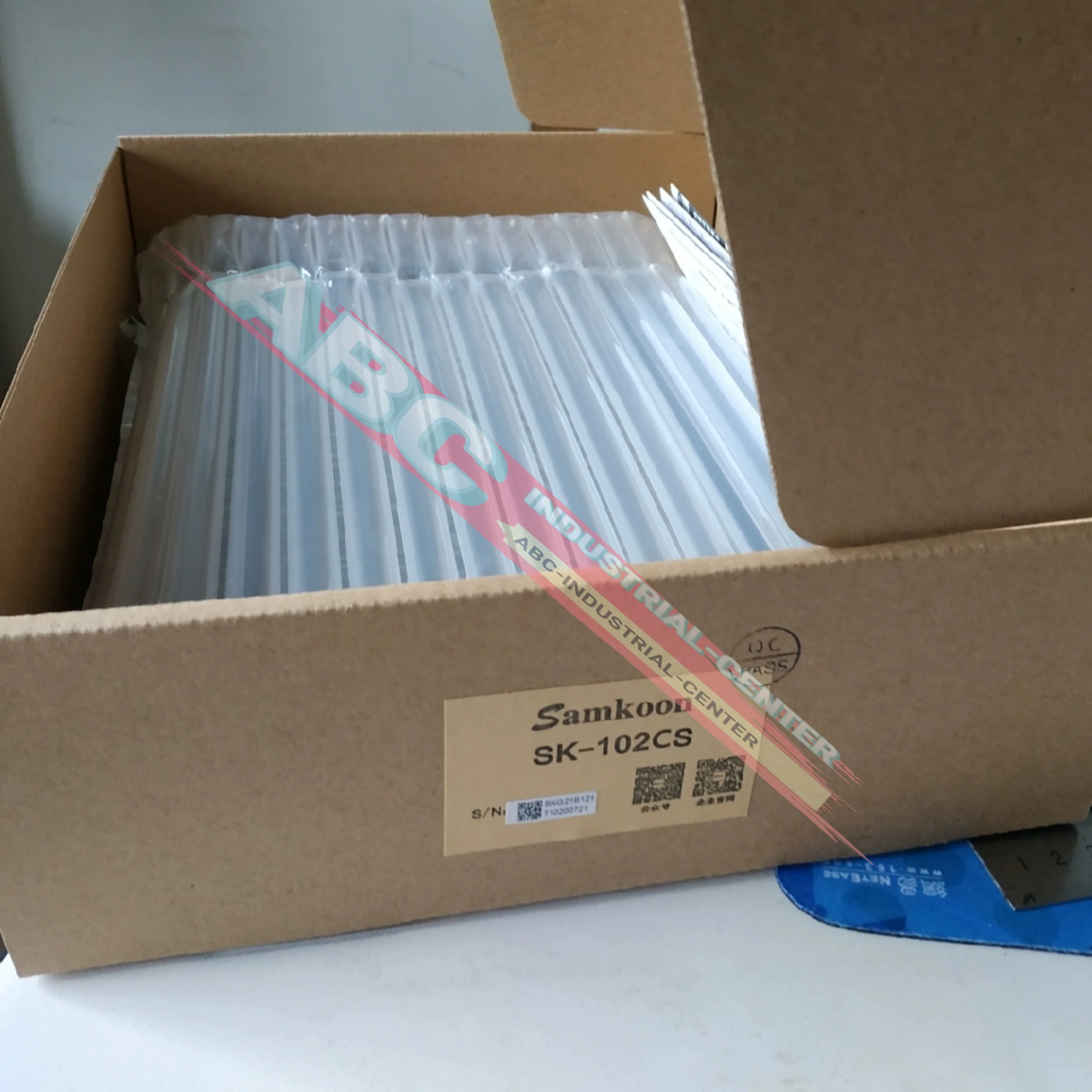 

SK-102CW SK-102HE 100%НОВАЯ сенсорная панель HMI SK-102HS