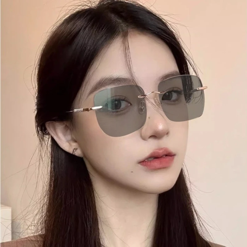 Unisex Luxus Photochrome Lesebrille Mode Randlose Farbwechsel Brillen für Männer Frauen Outdoor Anti-UV Presbyopie – Detail 2