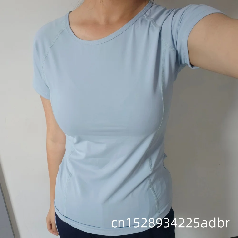 Women's Sports and Fitness Short Sleeved Shirt, Round Neck Pullover, Mesh Breathable Quick Drying Yoga and Fitness T-shirt