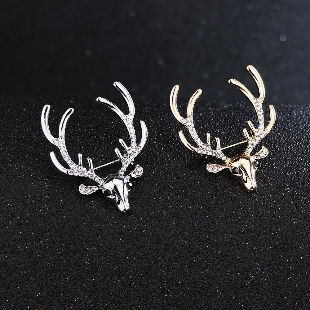 Retro Elk Head Brooch Animal Rhinestone Metal Brooch Pin Christmas Badge Scarf Buckle Collar Suit Accessories