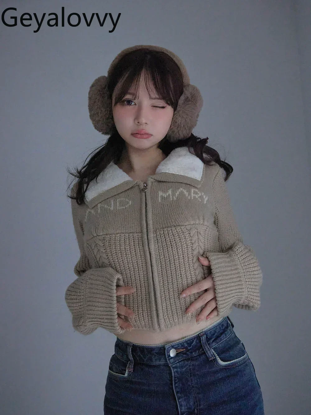 أزياء الخريف الشتاء إلكتروني التطريز محبوك بالأزرار معطف قصير للنساء 2025 جديد النمط الياباني سيدة سترة سترة #2