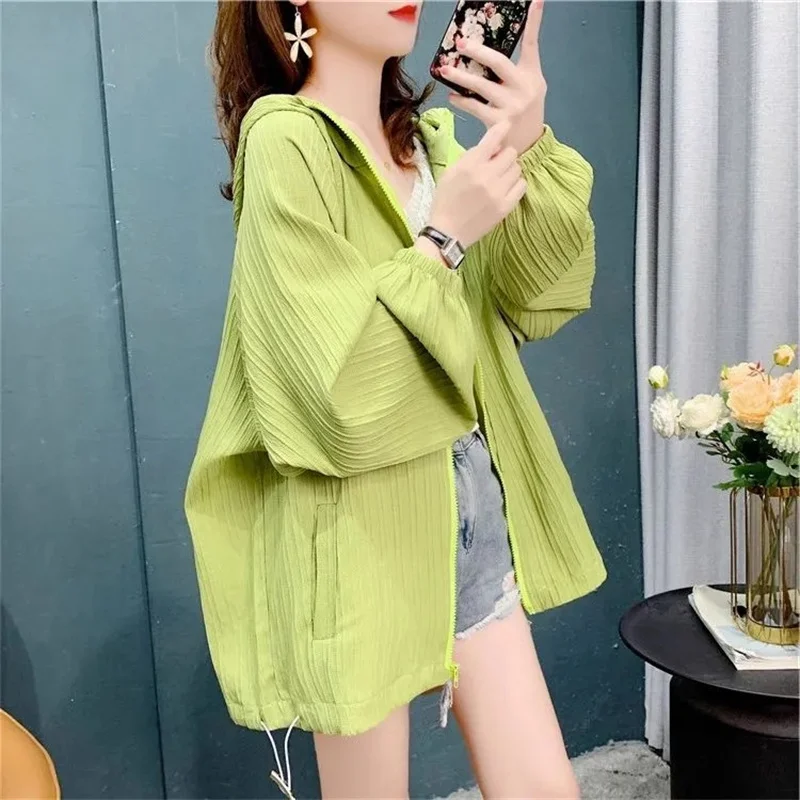 Autumn Female Sunscreen Clothing Outwear Summer Women Thin Long Sleeves Ultraviolet-proof Jacket 2024 Ladies Ventilation Coat