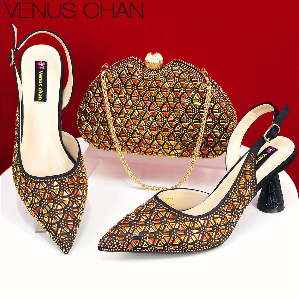 

Italian Designed Women's Shoes And Rhinestone Bag Pointed High Heels Are Perfect For Weddings And Bridal Accessories