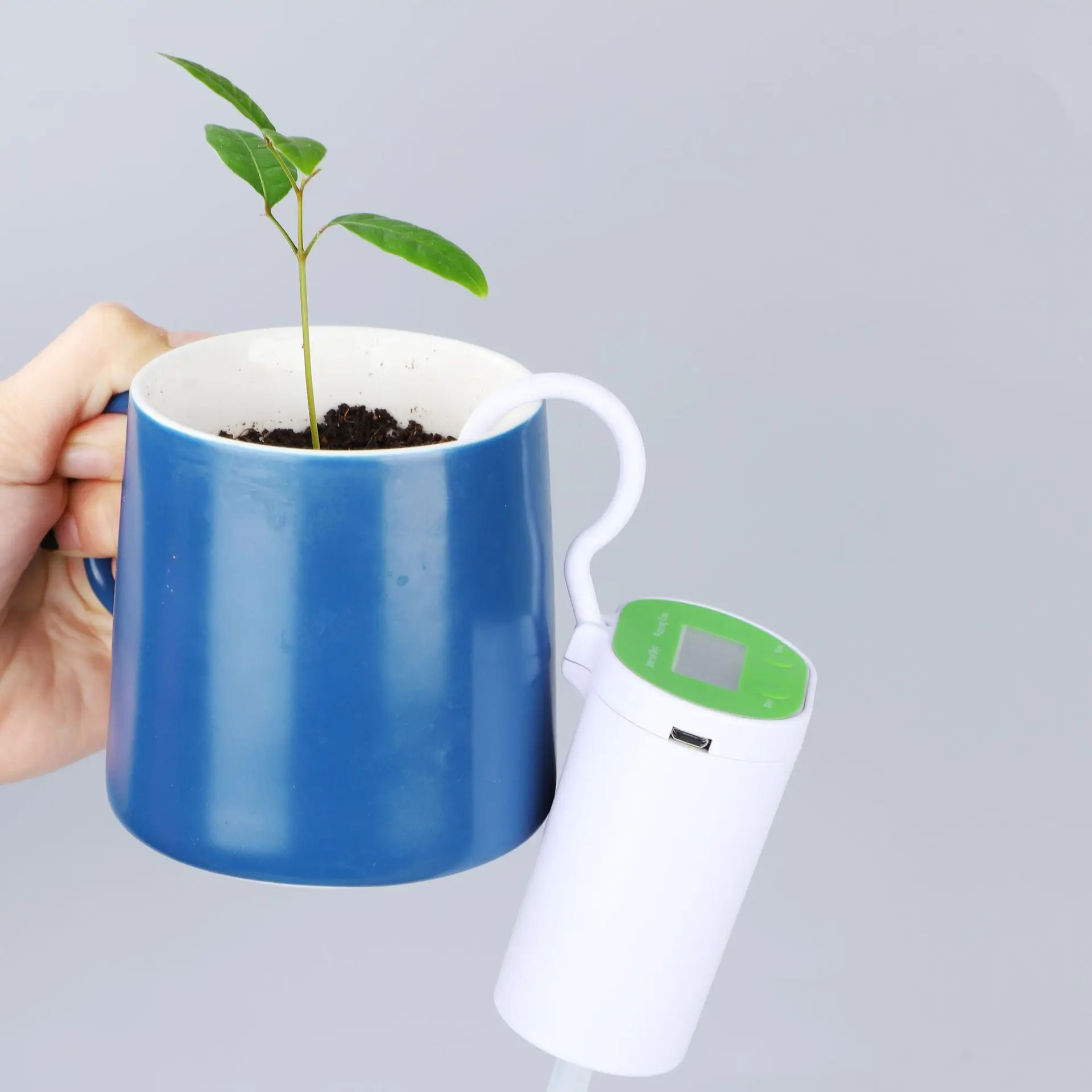 Flowers and plants potted plants drip sprinkler automatic flower watering device rechargeable intelligent timing