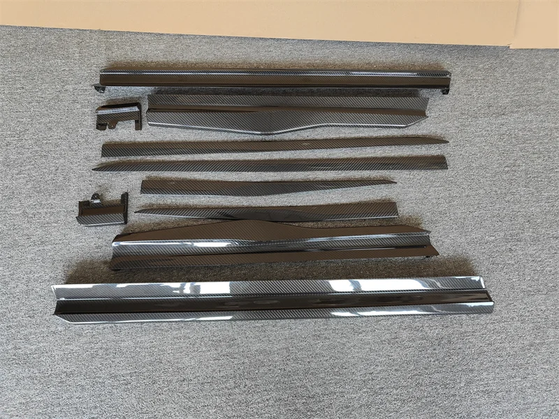 

Высококачественные боковые юбки из углеродного волокна в стиле M, комплект из десяти предметов для Lamborghini URUS, комплект из углеродного волокна