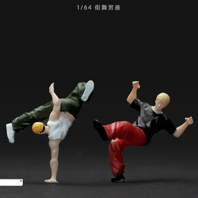 1:64 Anime Hip Hop Mini Puppe Figur Modell Miniatur Fotografie Requisiten Szene Modell DIY Sand Tisch Landschaftsbau Ornament Geschenk