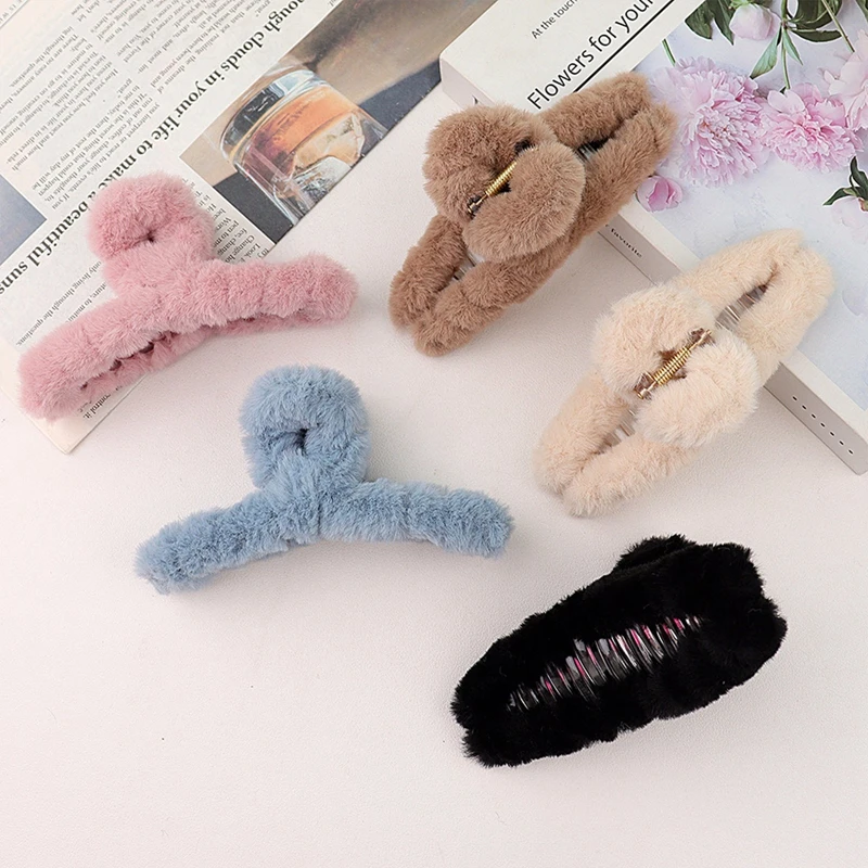 Grande pince à cheveux douce en peluche pour femme, pince à dents de requin, barrettes simples, pinces crabe, accessoires pour cheveux, automne, hiver