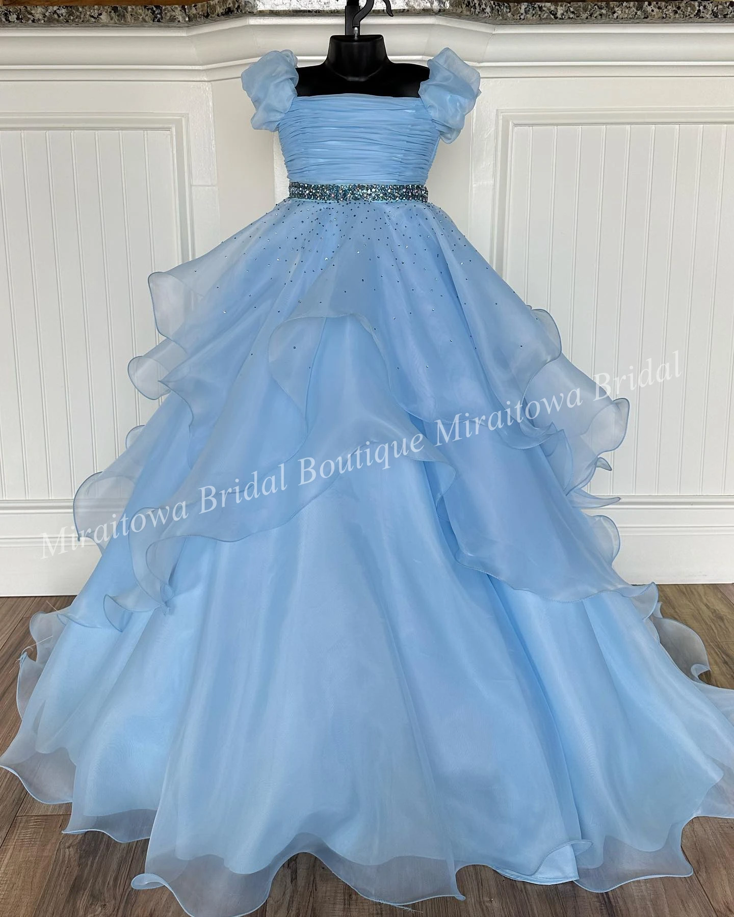 Vestido de fiesta Coral para niña, vestido Formal de fiesta de cumpleaños para niño pequeño, con mangas abullonadas, capa con volantes, 2023