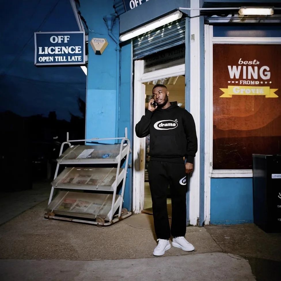 Street style American hip hop hooded pullovers for men and women with the same new sweater ins style in autumn and winter.