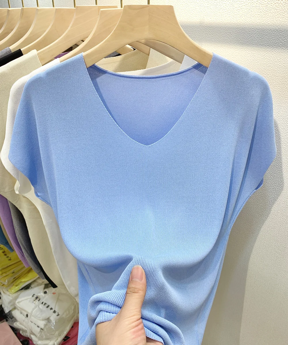 2024 New V-neck Ice Silk Knitted T-shirt Women's Bottoming Shirt Raglan Short Sleeve Thin Versatile Half-Length Sleeve Top