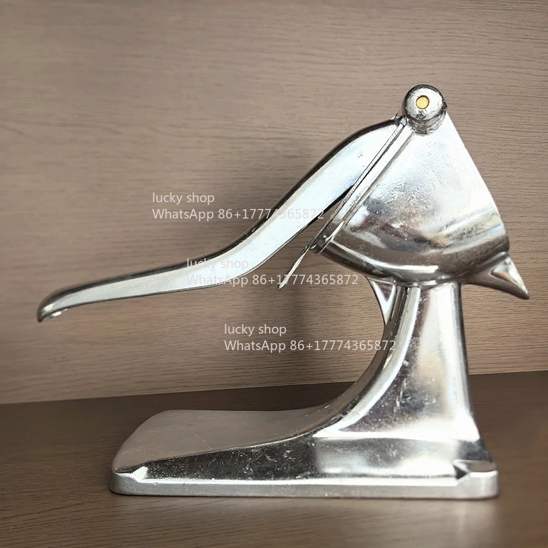 

Multifunctional Juicer Mini Fruit Juicer, Manual