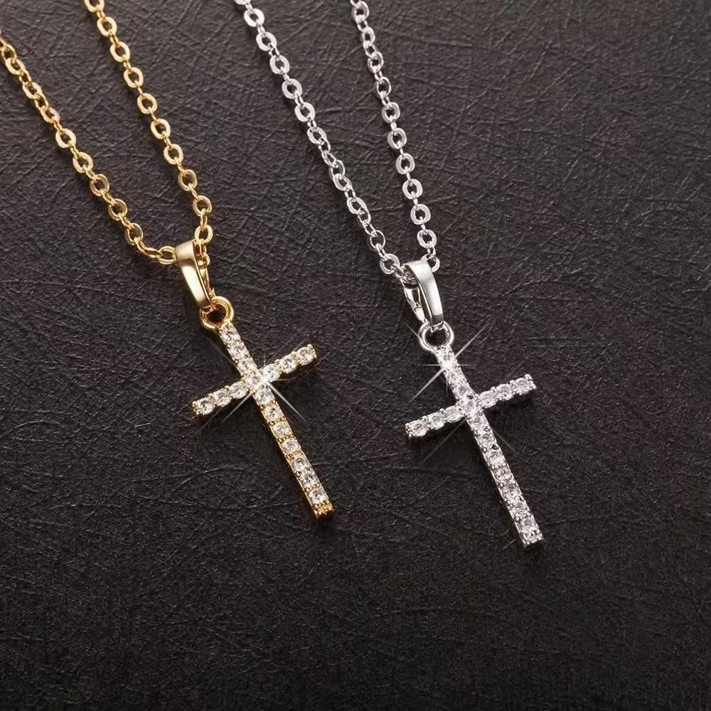 Colar de Pingente Cruz de Joias de Moda com Acessórios de Zircônia, Estilo Punk Simples, Colar Unissex para Casais.