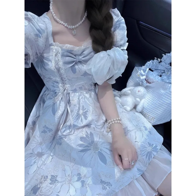 Tea Break On The Ru… - image