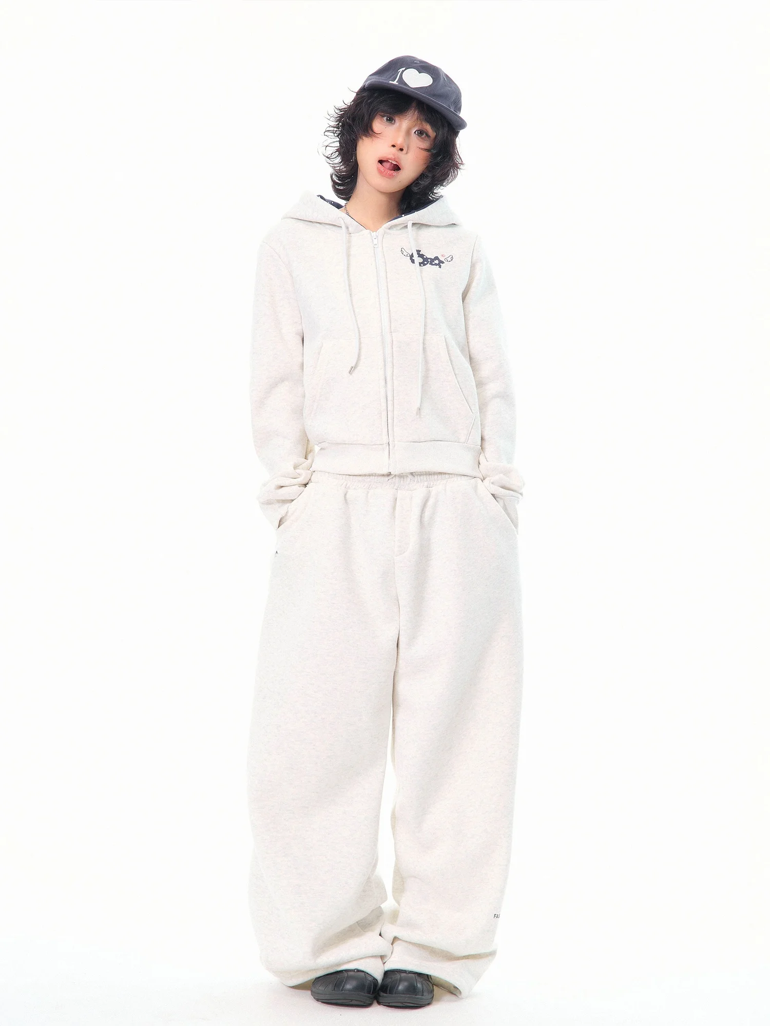 

Fce Lined Hoodie And Joggers Women's Winter Casual ort Set Two Piece Suit MKGO Polka Dot Wings Hooded Sweatirt Set