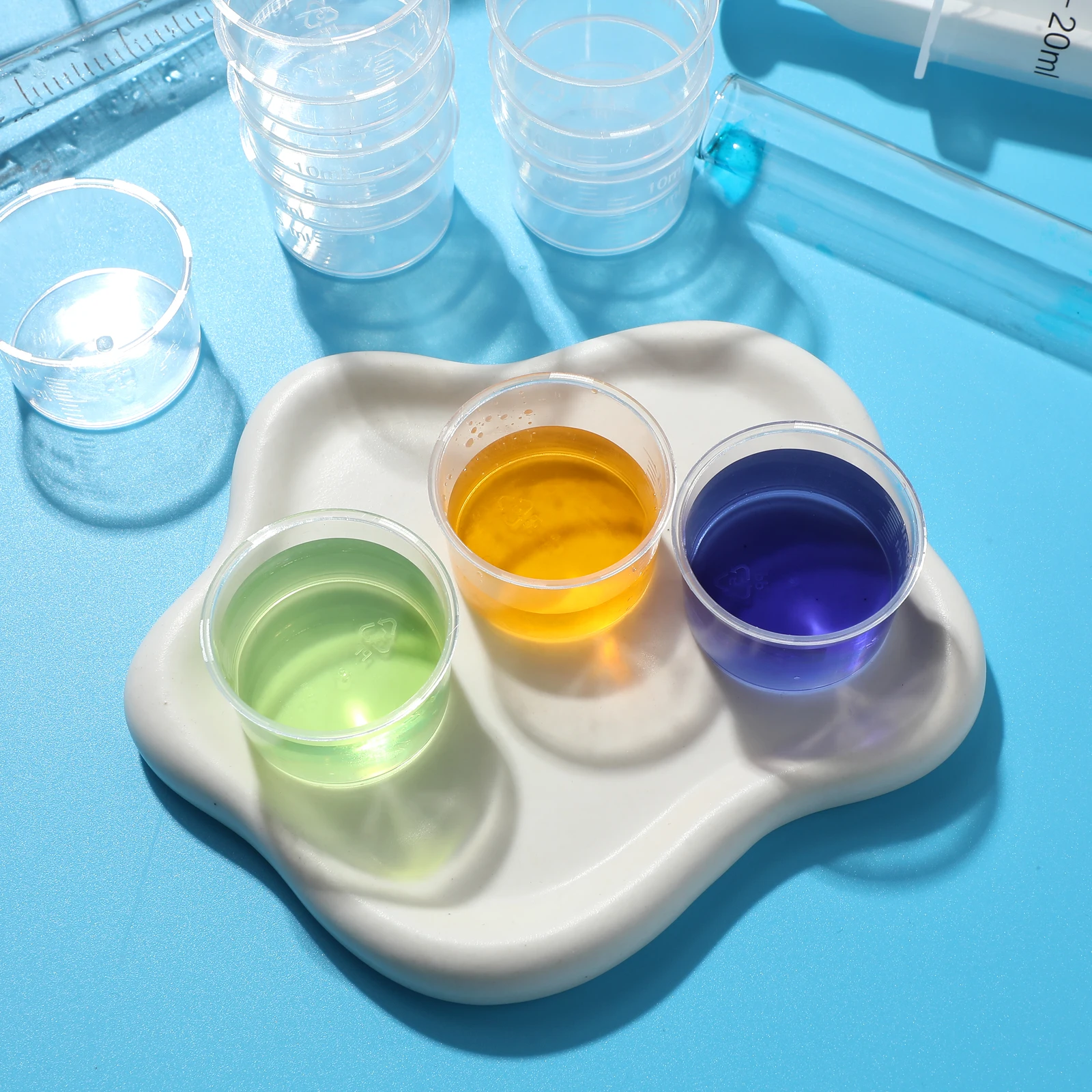 

Clear Plastic Measuring Cup 100pcs Set Reusable Kitchen Lab Graduated Scale Cup Metric Milliliter Beaker