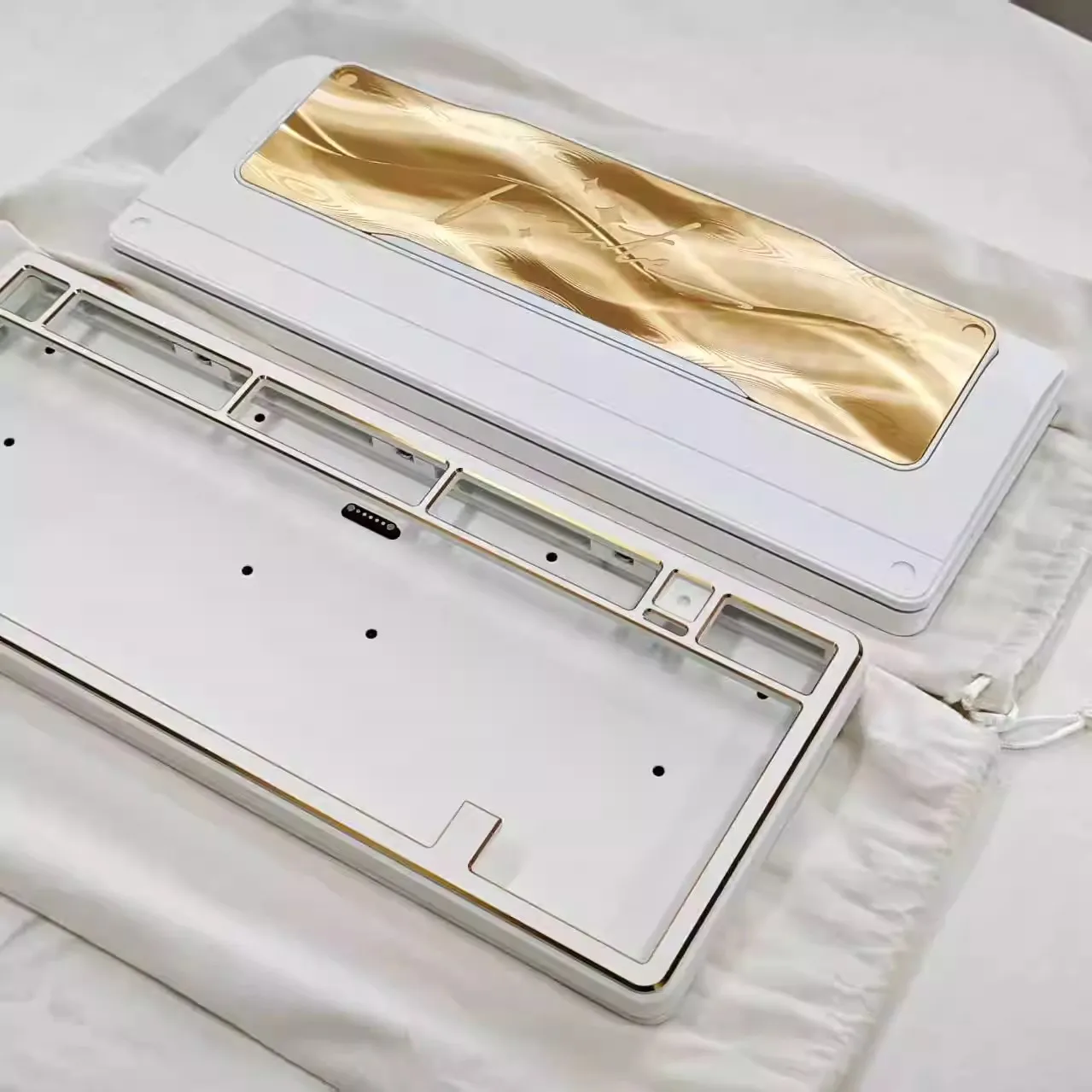 

Fmate75 Mechanical Keyboard Kit Wireless Wired Tri-mode Gasket CNC Aluminum High-Gloss Customized RGB Hot Swap Gaming Keyboards