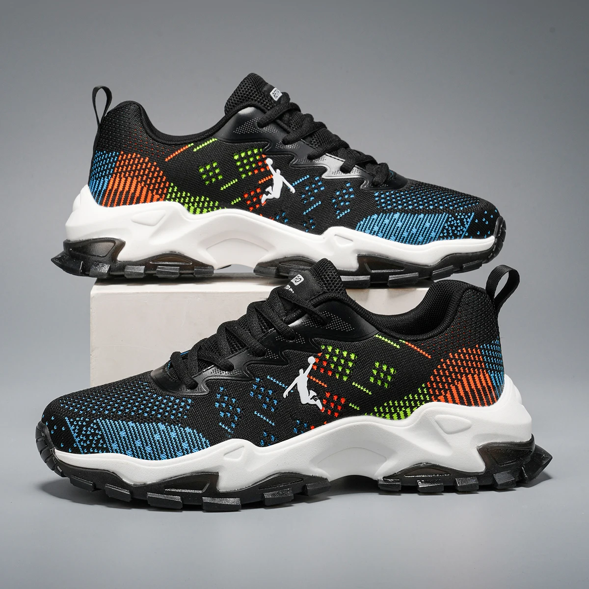 Herren-Outdoor-Wander- und Laufschuhe in großen Größen, bequeme, lässige, vielseitige, modische Sportschuhe für Paare zum Training