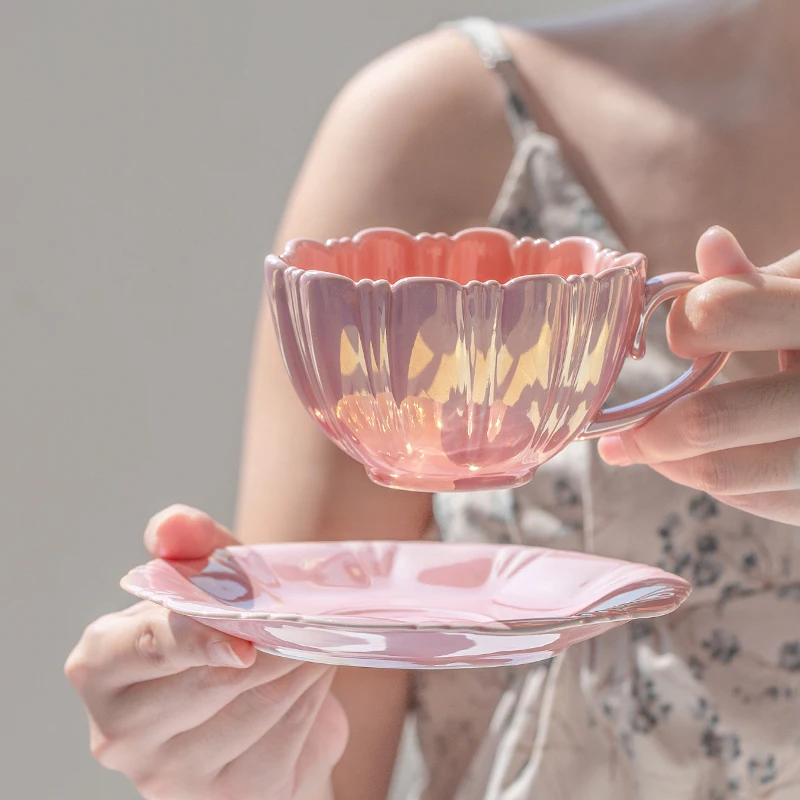 

Pearl White Pink Blue Flower Petal Coffee Cups and Saucers Ceramic Pretty Tea Cup With Saucer turkish coffee tumbler cups