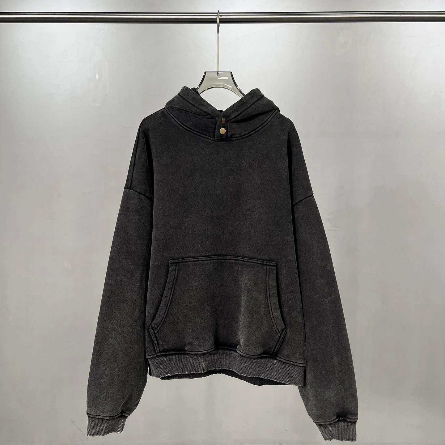 

Retro American Four-Button Hooded Waed Fce Sweatirt ex Loose Basic Versatile Vintage Sle Casual Outerwear