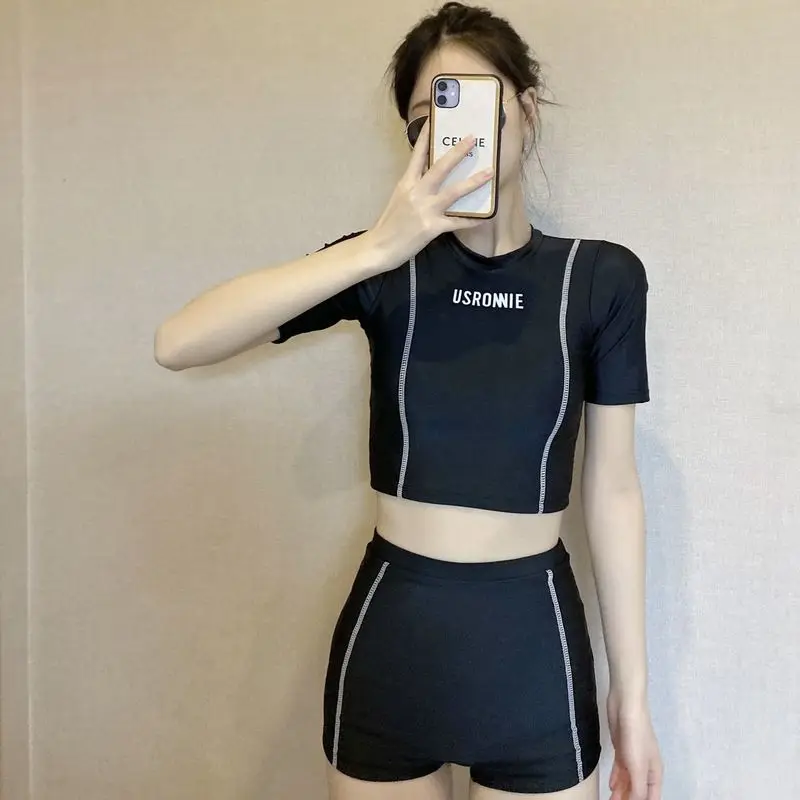 

New Swimsuit for Women 2022 New Student Sunscreen Conservative Short-sleeved High-waisted Split Boxer Hot Spring Beach Swimsuit