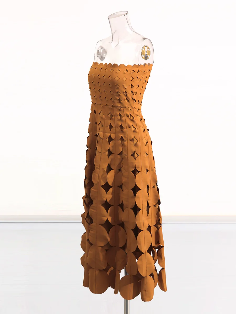 เดรสยาวเอวสูงปี 2025 เดรสปาร์ตี้มิดิเซ็กซี่แบบไม่มีสายหนังสีน้ำตาลขาว