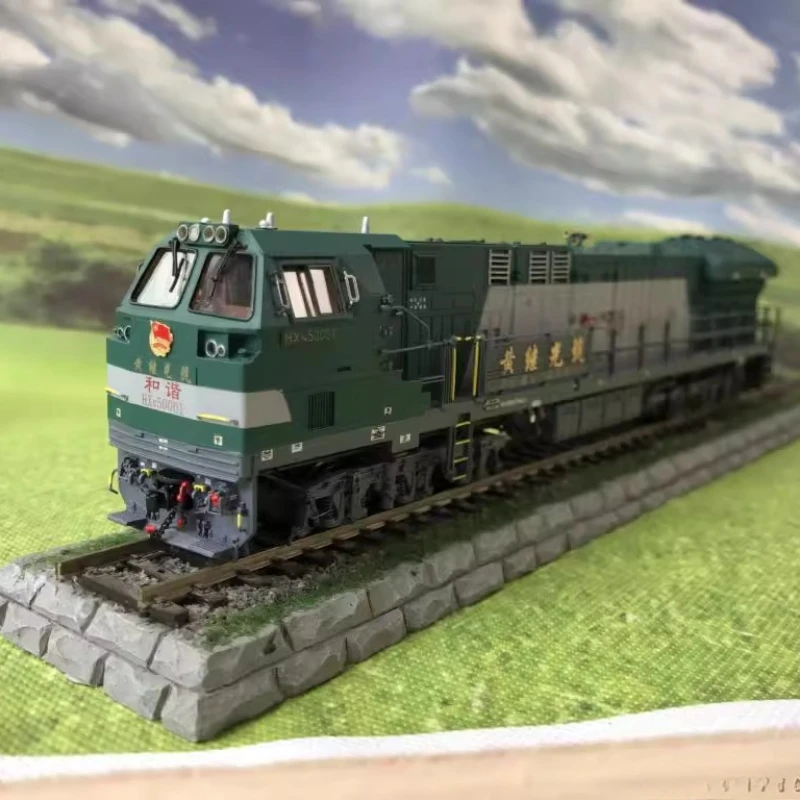 HO نوع 1:87 لعبة قطار الوئام 5 قاطرة ديزل مادة النحاس النقي نموذج القطار الأخضر لعبة الصبي هدية #2