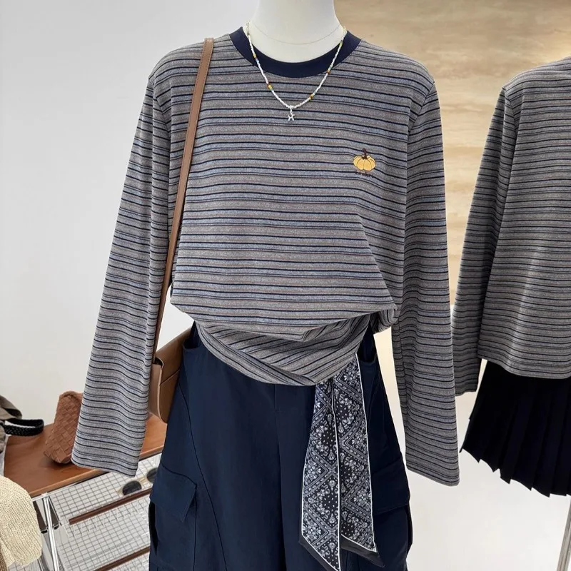 Korean Version Embroidered German Velvet Striped Loose Long-sleeved Round Neck T-shirt Women's Autumn Winter Bottoming Shirt Top