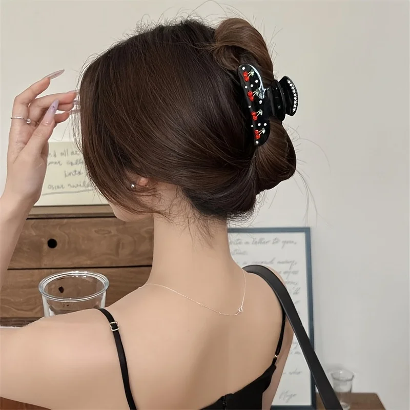 قطعة واحدة من مشبك شعر سمك القرش الكرز من الأسيتات الفرنسية للنساء، تتميز بأحجار الراين اللطيفة وتصميم كبير، مثالي لإكسسوارات الشعر #5