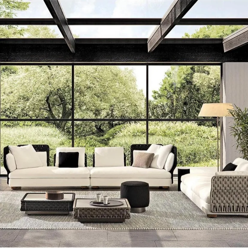 High-end outdoor sofa Superior villa courtyard garden sofa Hotel terrace Homestay furniture