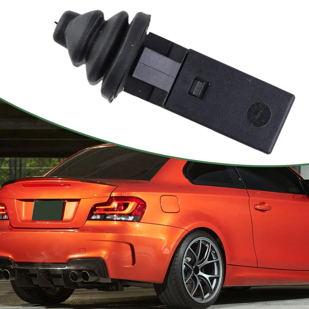 Car Fuel Tank Door Spring Latch  Buffer Ejector Latch 51178228939 , 5117-8228-939 For BMW 1 3 5 6 7 Series M3 M4 M5 X3 X5 X6
