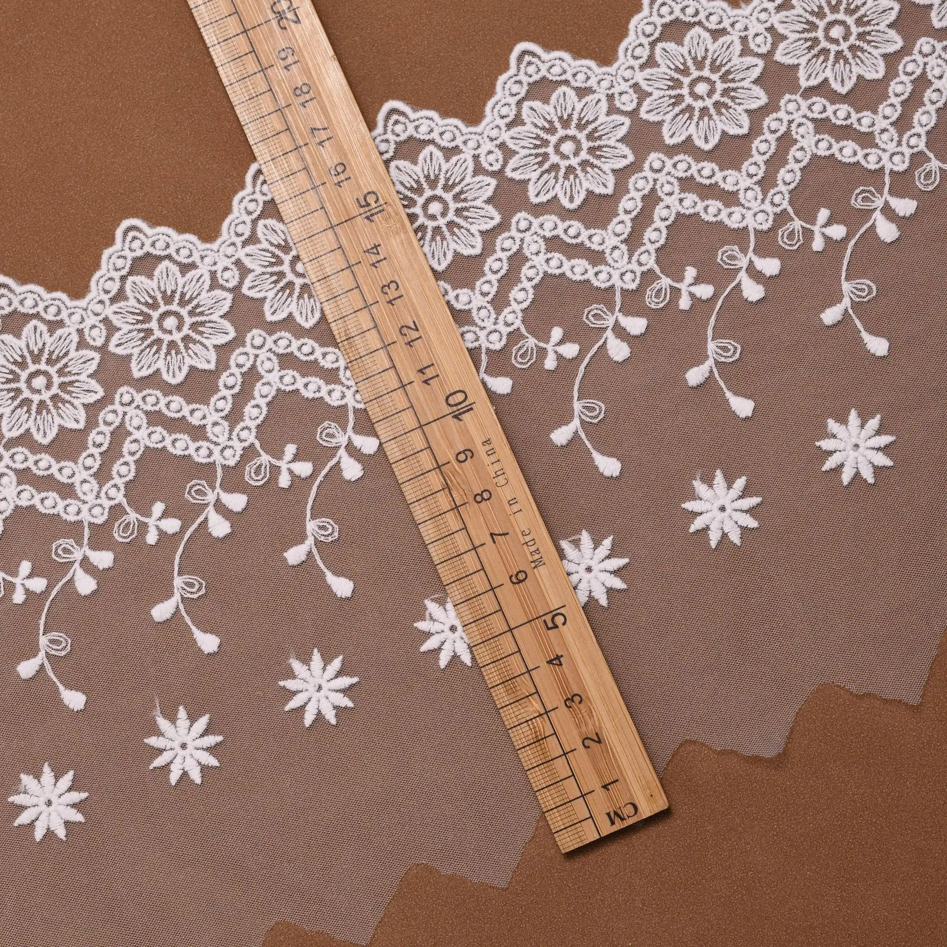 20 Yards Embroidery Hollow Wavy Net Yarn Edge Cotton Flowers Beige Lace Ribbon Hair Bows DIY Crafts Handmade Accessories W369