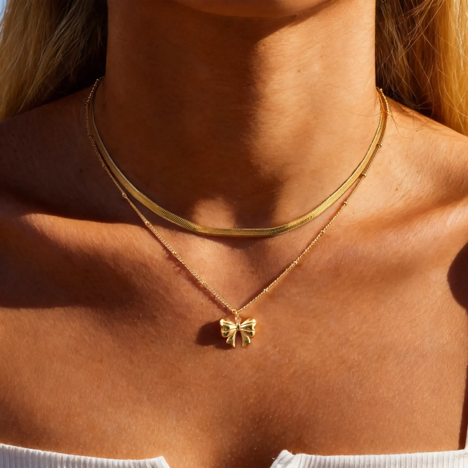 Vnox 2-teiliges Edelstahl-Halsketten-Set mit goldfarbenem Schmetterlingsanhänger, verstellbare Länge der Kette, Abstandsperlen, eleganter Alltagsschmuck – Detail 4