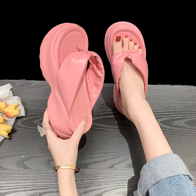 New Summer Cute Pink Women Slippers Thick Sole Shoes Casual Platform Beach Flip Flops Leisure Beach Solid Sandals Woman Shoes