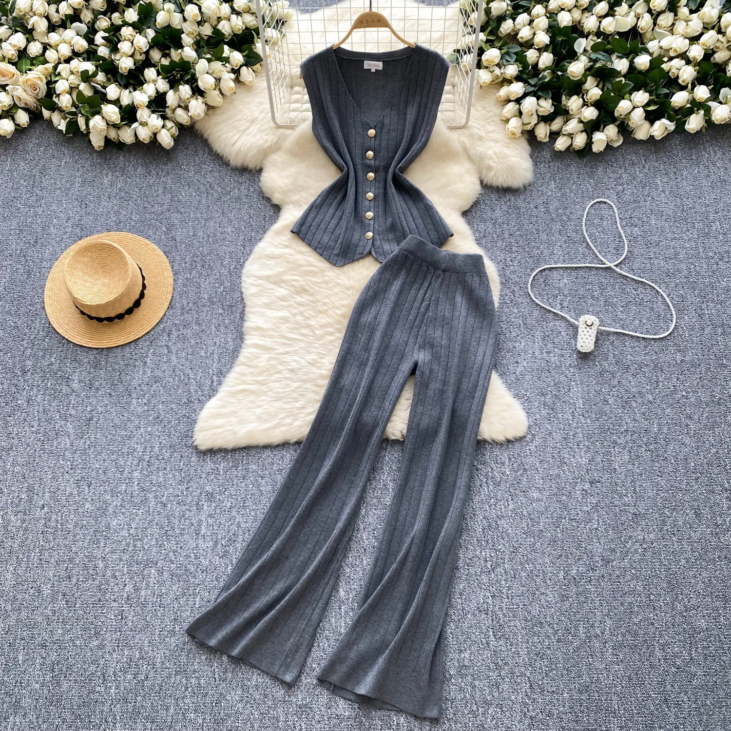 

Set Autumn And Winter Sleeveless V-neck Knitted Sweater + High-waisted Slim-fitting Wide-leg Trousers Set