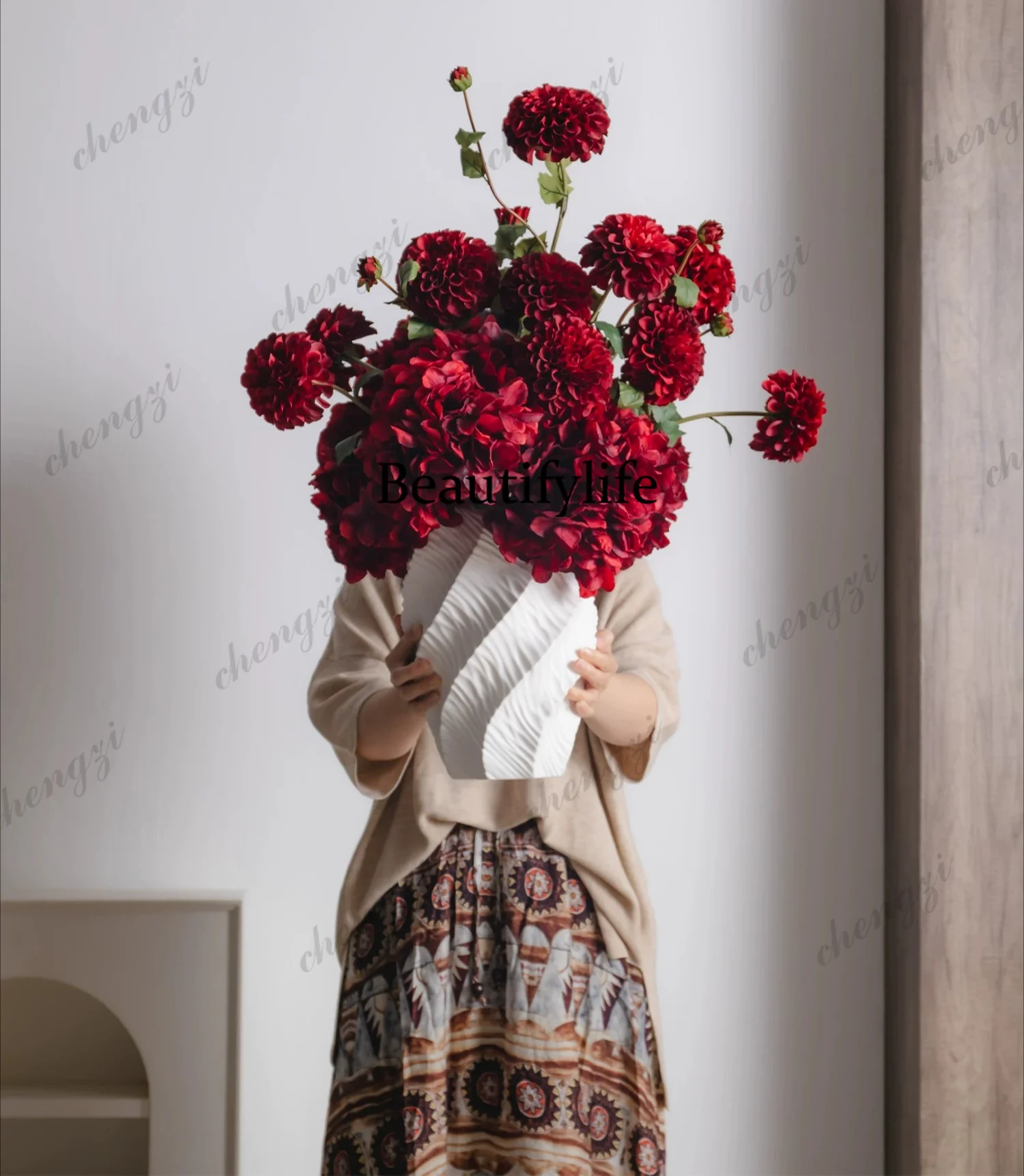 Italian ceramic vase, high-end artistic flower arrangement, high-end decorative ornament