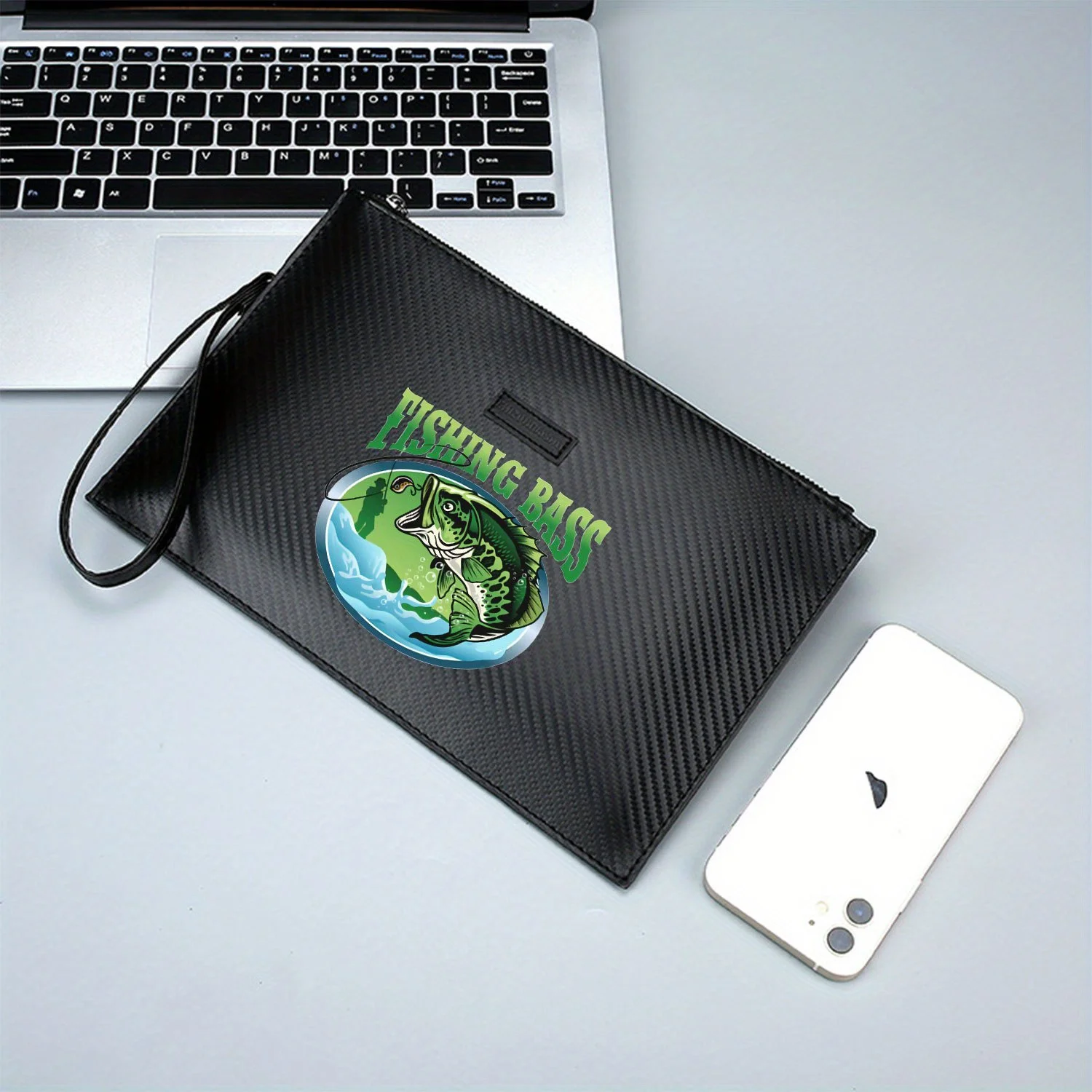 حقيبة يد رجالية من البولي يوريثان مطبوعة أنيقة بخطاف صيد السمك باللون الأخضر، عصرية وعملية للحمل اليومي