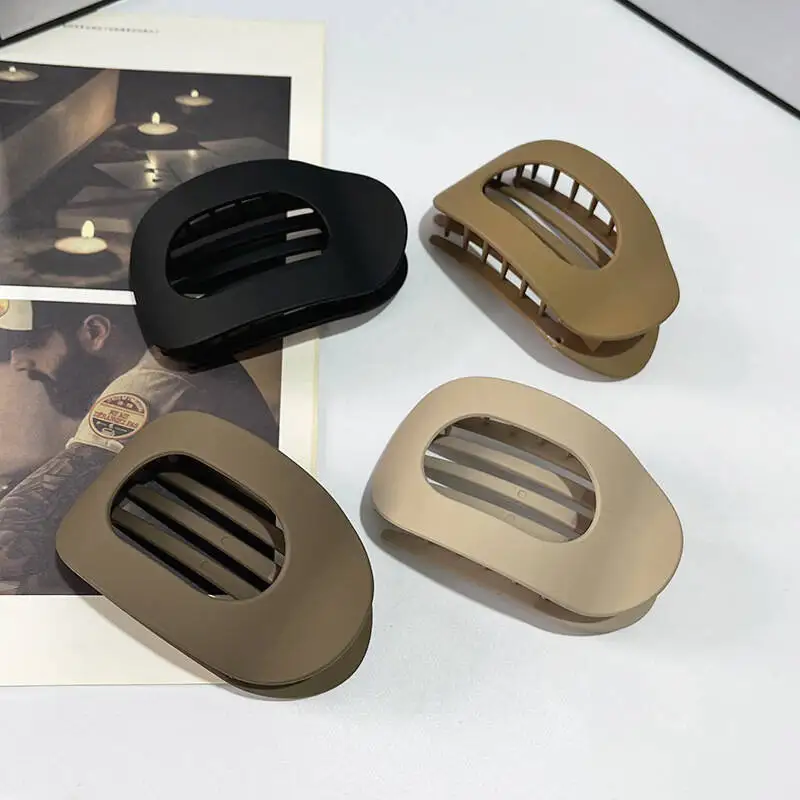 New Arrival Hot-Selling Flat Oval Hair Claw Clip Matte Duckbill Clip Back-of-Head Bun Hair Accessories Simple Clip Hair Ornament