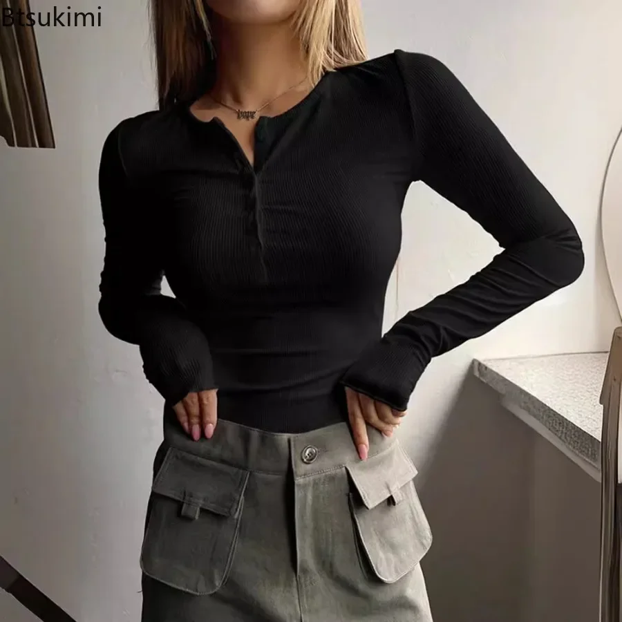 2026 Women's Spring Autumn High Quality Solid Slim T-shirt Elegant Round Neck Long Sleeve Buttoned Pullover Fashion New LadyTops